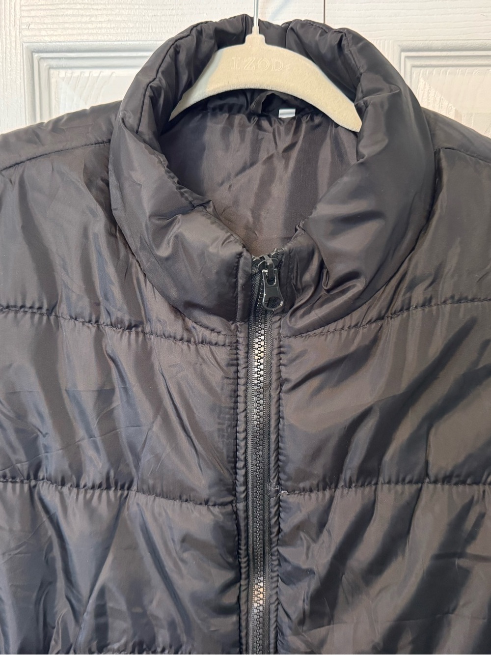 Men’s Lightweight Black Puffer Zip Up Vest Size Large No Brand Listed - Picture 3 of 11